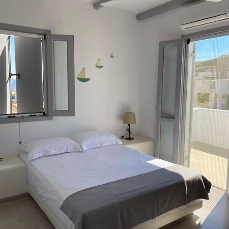 Maganiotis Rooms Kimolos Bagian luar foto