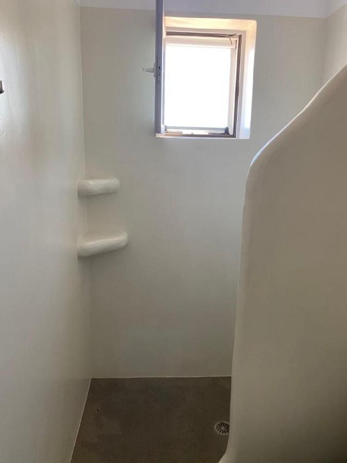 Maganiotis Rooms Kimolos Bagian luar foto