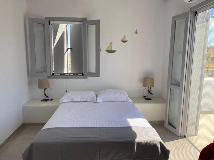 Maganiotis Rooms Kimolos Bagian luar foto